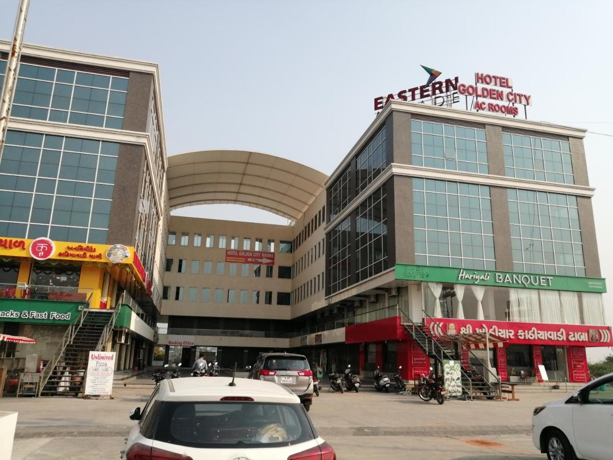Hotel Golden City فَدودارا المظهر الخارجي الصورة